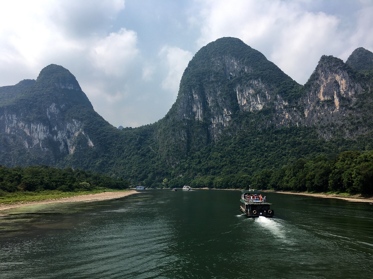 桂林最新新聞網(wǎng)，新聞前沿與旅游資訊交匯的熱點(diǎn)平臺(tái)