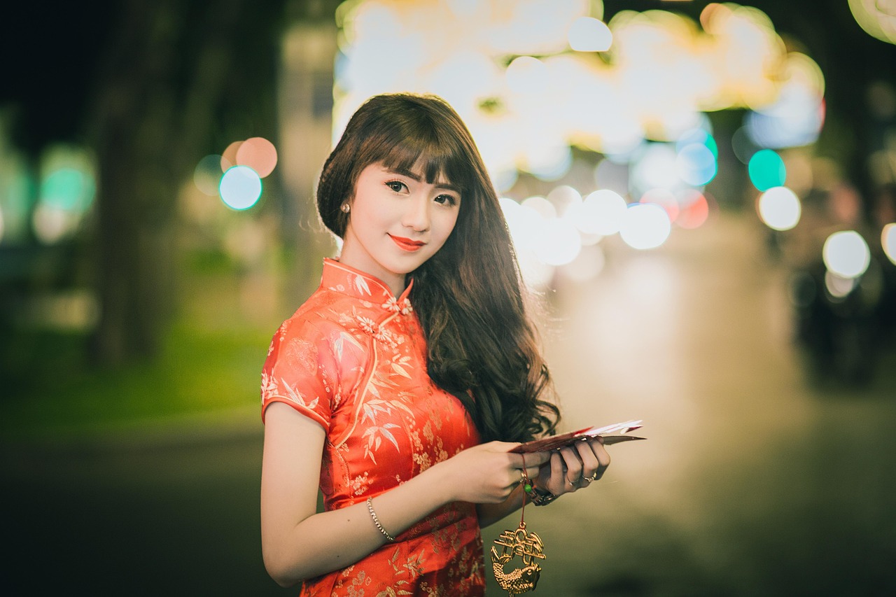 奶奶裙最新款式，時尚與傳統(tǒng)的完美融合風(fēng)采展現(xiàn)